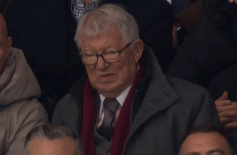 hth-84岁爵爷震怒！赛季刚过半曼联便四大皆空 44年新耻：2杯赛1轮游